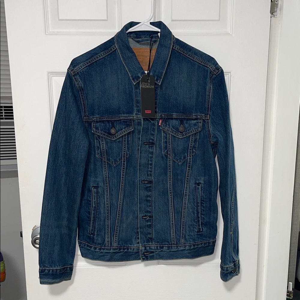 Sephora VIB Rouge Rewards Levi's Denim Jacket